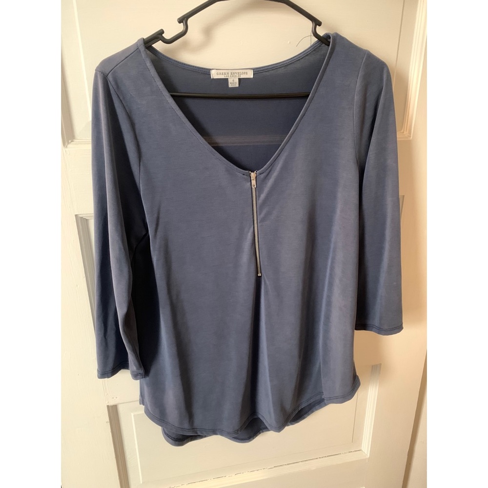 Women’s Blue zippered blouse